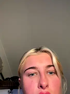 BabyBluexox online show from January 7, 6:11 pm