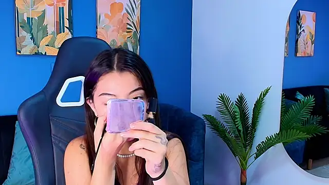 Snapshot of Johanna_Angel_ chatting on October 6, 12:11 pm Johanna Angel  online show from October 6, 12:11 pm