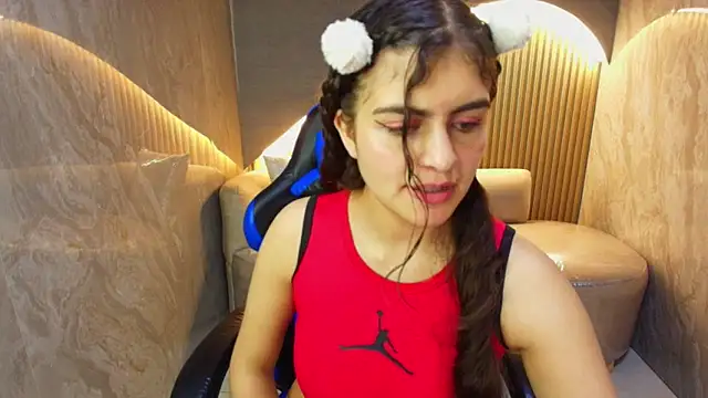 Snapshot of dany_r_ chatting on October 15, 1:57 pm dany r online show from October 15, 1:57 pm