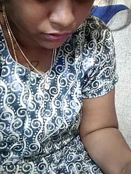 sweetqueen143 online show from September 27, 3:52 pm