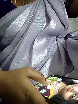 sweetqueen143 online show from September 26, 3:31 pm