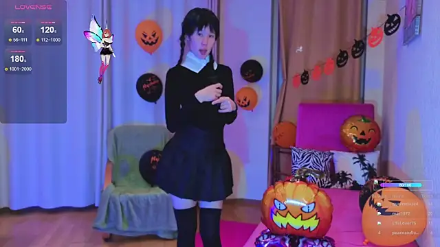 Reina  chan online show from October 31, 9:41 pm