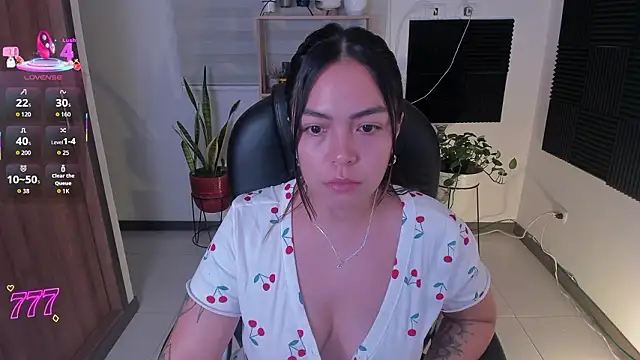 TaniaVelvet online show from February 3, 11:51 pm