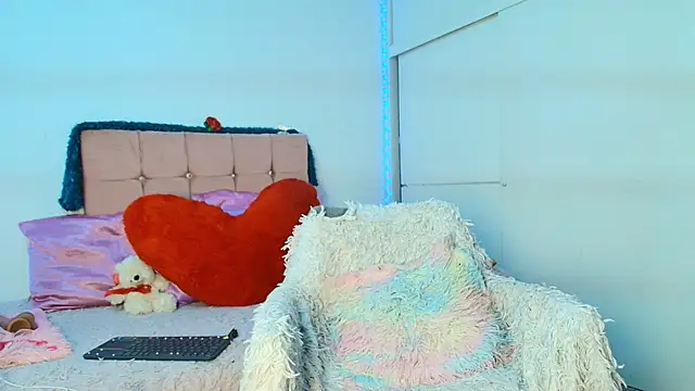 cat nasty online show from July 19, 12:24 am