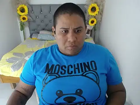 hotlesby valery online show from February 18, 7:57 pm