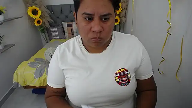 Snapshot of hotlesby_valery chatting on October 2, 12:21 pm hotlesby valery online show from October 2, 12:21 pm