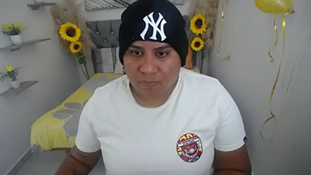 Snapshot of hotlesby_valery chatting on October 13, 7:27 pm hotlesby valery online show from October 13, 7:27 pm