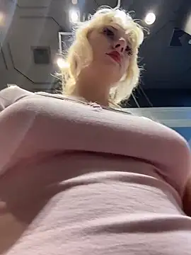 RonnieKiss online show from March 12, 11:02 am