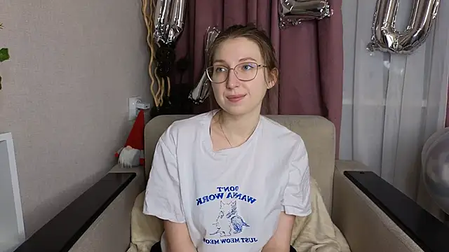 DaliaRadtke online show from March 1, 7:13 pm