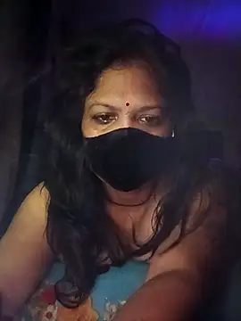 Snapshot of Mona_darling21 chatting on October 7, 8:24 pm Mona darling21 online show from October 7, 8:24 pm