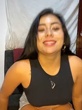 Snapshot of Chloe_Dolce chatting on October 17, 4:16 am Chloe Dolce online show from October 17, 4:16 am