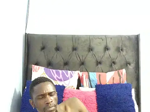 Snapshot of Dandelion_enigman chatting on October 14, 4:09 pm Dandelion enigman online show from October 14, 4:09 pm
