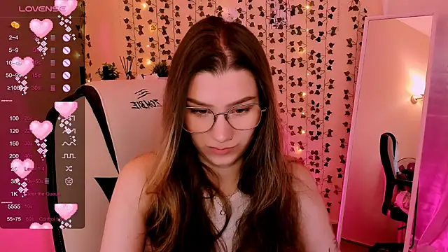LinaBlossom  online show from July 10, 2:12 am