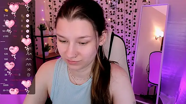 LinaBlossom  online show from July 24, 6:00 am