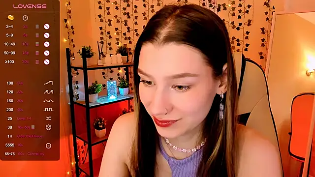 LinaBlossom  online show from June 5, 2:04 am