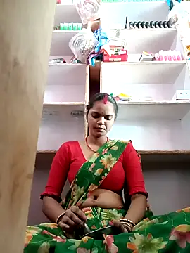 Snapshot of Payalji_p chatting on October 1, 7:24 am Payalji p online show from October 1, 7:24 am