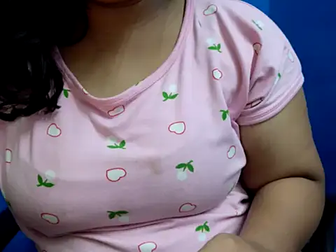 Snapshot of tamilqueenbaby chatting on October 11, 11:29 pm tamilqueenbaby online show from October 11, 11:29 pm
