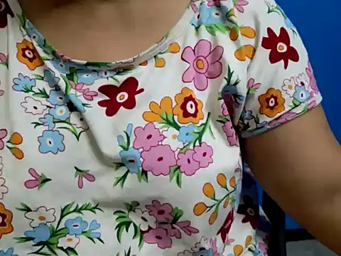 Snapshot of tamilqueenbaby chatting on October 16, 11:29 pm tamilqueenbaby online show from October 16, 11:29 pm