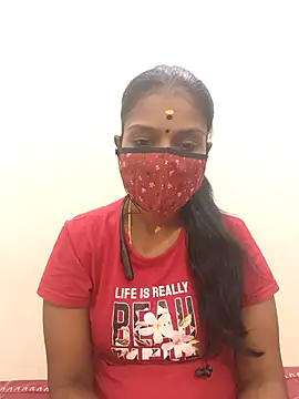 Snapshot of Tamil_Yalini12 chatting on October 29, 1:58 pm Tamil Yalini12 online show from October 29, 1:58 pm