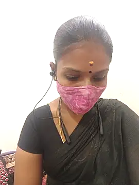 Snapshot of Tamil_Yalini12 chatting on October 31, 1:59 pm Tamil Yalini12 online show from October 31, 1:59 pm