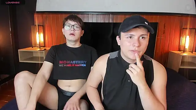 Snapshot of Boy2Boy_Aheat chatting on October 13, 8:22 pm Boy2Boy Aheat online show from October 13, 8:22 pm