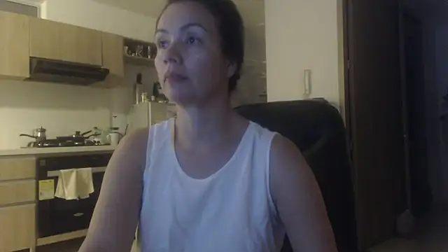 LovePaula online show from May 25, 12:20 am