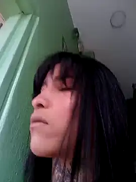 LiaGill online show from December 20, 1:37 pm