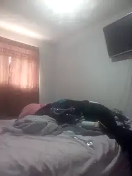 transreyna online show from July 8, 5:26 pm