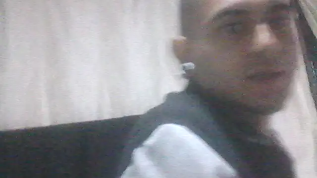 Snapshot of Carlandelli1 chatting on October 10, 11:31 pm Carlandelli1 online show from October 10, 11:31 pm