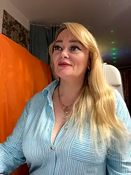 Sweet-blonde online show from November 4, 8:36 pm