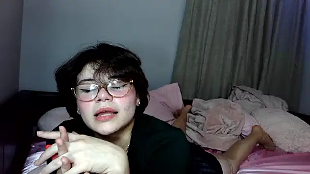 Snapshot of LunaMilav chatting on September 24, 3:38 am LunaMilav online show from September 24, 3:38 am