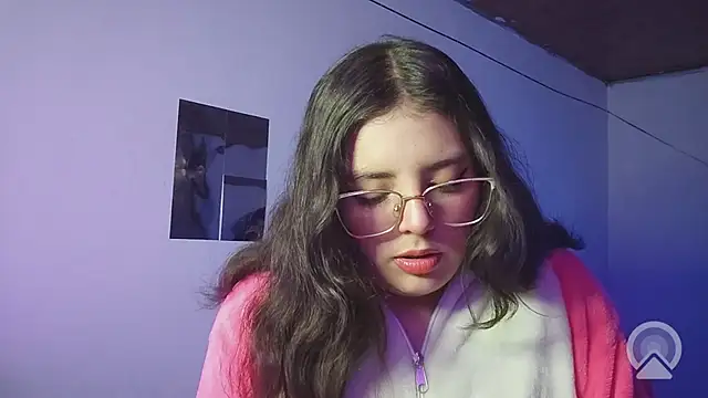 Pao Ly online show from July 28, 6:20 pm