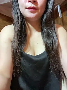 violet-00 online show from May 15, 11:40 pm