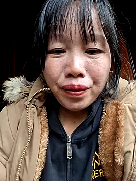 helenzz online show from November 21, 1:18 am