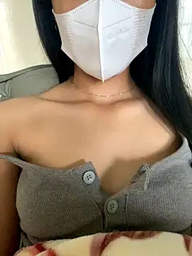 Linh247380 online show from September 25, 5:06 am