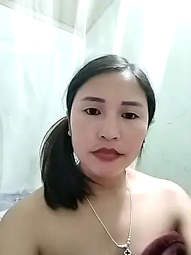 Snapshot of Mai4568 chatting on October 5, 7:19 pm Mai4568 online show from October 5, 7:19 pm