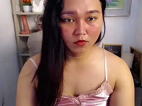 Eyes-on-me online show from July 5, 7:25 am