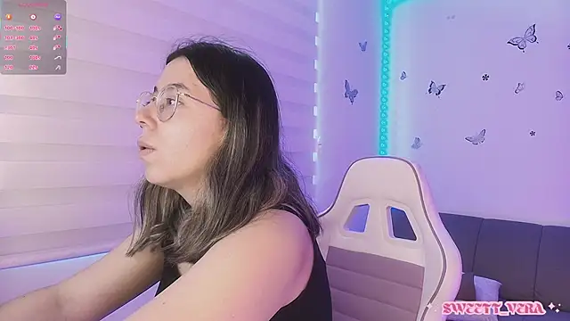 sweettvera online show from April 12, 1:03 pm