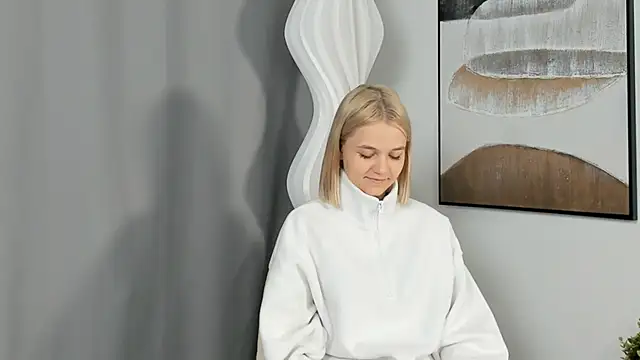 KelleDomin online show from September 24, 8:57 am