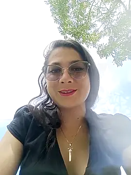 Mia-love-03 online show from November 23, 3:47 pm