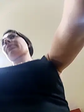 Mia-love-03 online show from October 23, 3:51 pm