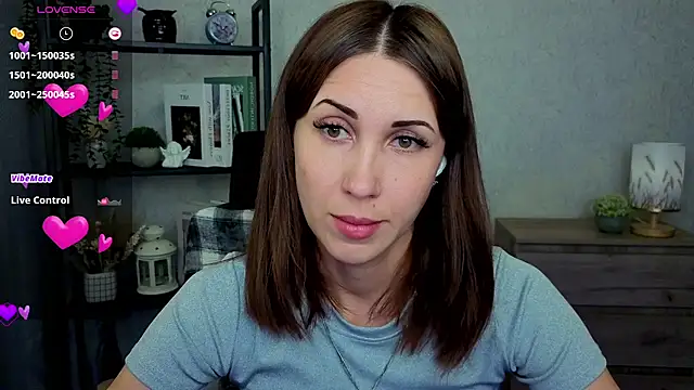 DreamVelour online show from February 14, 8:11 pm