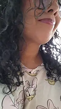 LondonHilton online show from April 13, 3:35 pm