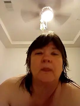 Snapshot of Buggy1965 chatting on September 24, 3:11 pm Buggy1965 online show from September 24, 3:11 pm