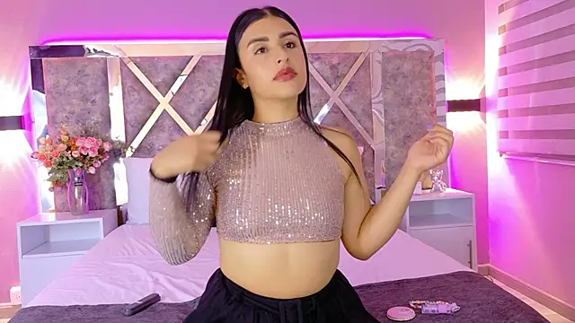 Snapshot of SofiaLopez__ chatting on October 3, 3:44 am SofiaLopez online show from October 3, 3:44 am