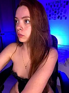 Snapshot of Bleer_Rousse chatting on October 8, 5:28 pm Bleer Rousse online show from October 8, 5:28 pm