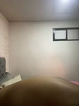 miiabrown18 online show from June 18, 9:36 am