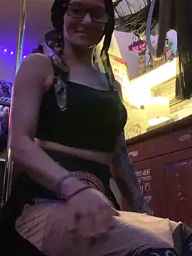 blondebarbiebae online show from October 2, 4:12 pm