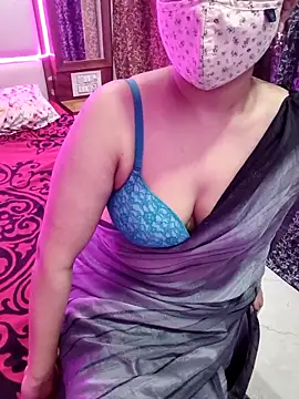 Love Desire online show from October 6, 5:40 pm