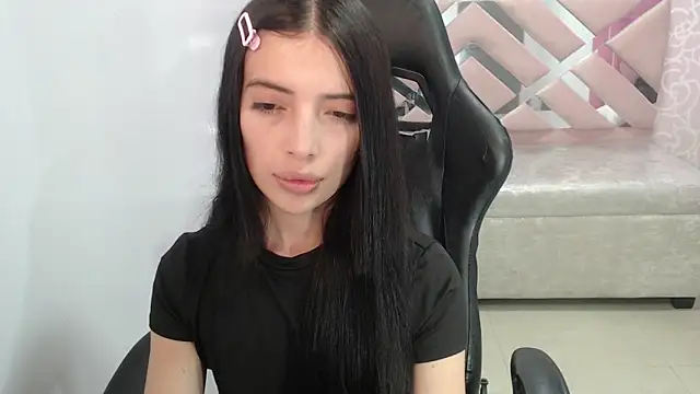 cynthia ch online show from November 9, 11:50 am